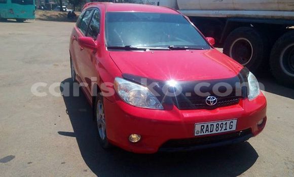 اشتري مستعمل Toyota Matrix Rouge سيارة في Gicumbi في Rwanda اشتري مستعمل Toyota Matrix Rouge سيارة في Gicumbi في Rwanda