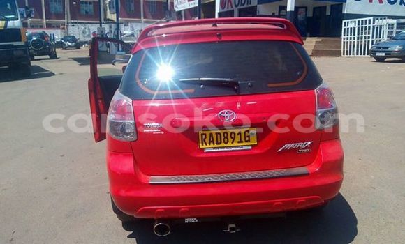 اشتري مستعمل Toyota Matrix Rouge سيارة في Gicumbi في Rwanda اشتري مستعمل Toyota Matrix Rouge سيارة في Gicumbi في Rwanda