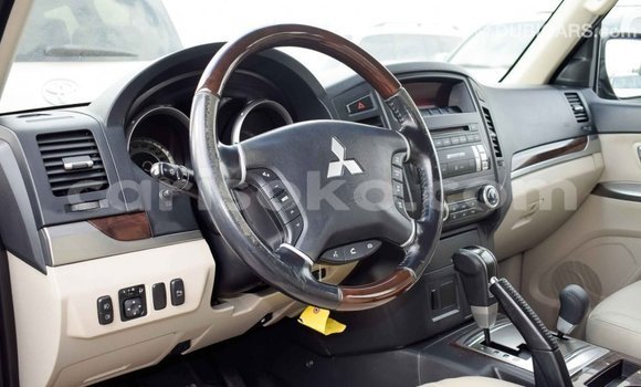 Buy Import Mitsubishi Pajero Black Car in Import - Dubai in Rwanda Buy Import Mitsubishi Pajero Black Car in Import - Dubai in Rwanda