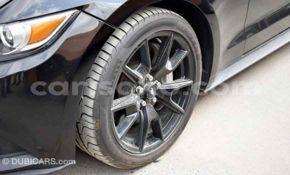 Acheter Import Voiture Ford Mustang Noir à Import - Dubai, Rwanda