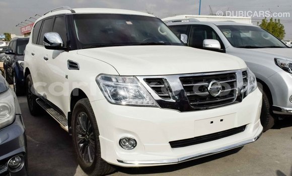 Acheter Import Voiture Nissan Patrol Blanc à Import - Dubai, Rwanda Acheter Import Voiture Nissan Patrol Blanc à Import - Dubai, Rwanda