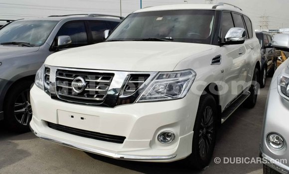 Acheter Import Voiture Nissan Patrol Blanc à Import - Dubai, Rwanda Acheter Import Voiture Nissan Patrol Blanc à Import - Dubai, Rwanda