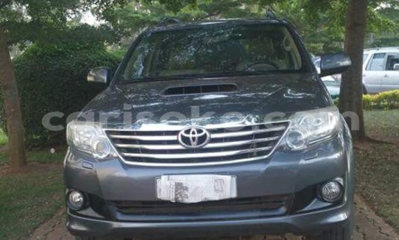 اشتري مستعمل Toyota Fortuner Autre سيارة في Gicumbi في Rwanda اشتري مستعمل Toyota Fortuner Autre سيارة في Gicumbi في Rwanda