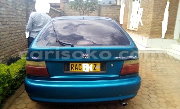Sayi Na hannu Toyota Corolla Bleu Mota in Kigali a Rwanda Sayi Na hannu Toyota Corolla Bleu Mota in Kigali a Rwanda