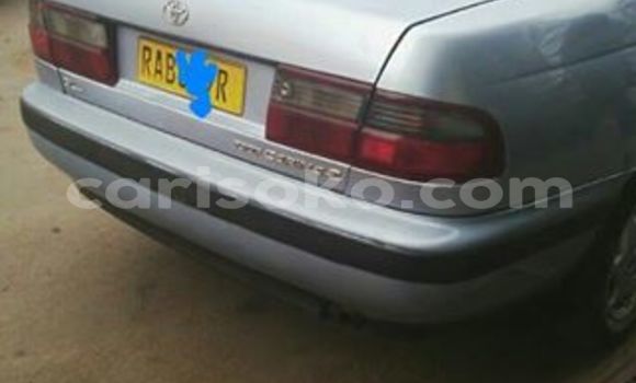 Sayi Na hannu Toyota Carina Gris Mota in Gicumbi a Rwanda Sayi Na hannu Toyota Carina Gris Mota in Gicumbi a Rwanda