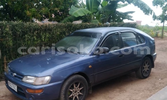 Sayi Na hannu Toyota Corolla Bleu Mota in Kigali a Rwanda Sayi Na hannu Toyota Corolla Bleu Mota in Kigali a Rwanda