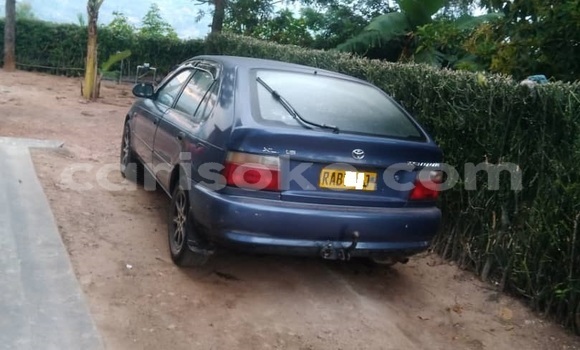 Sayi Na hannu Toyota Corolla Bleu Mota in Kigali a Rwanda Sayi Na hannu Toyota Corolla Bleu Mota in Kigali a Rwanda