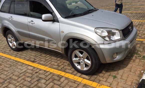 Acheter Occasion Voiture Toyota RAV4 Gris à Gicumbi, Rwanda Acheter Occasion Voiture Toyota RAV4 Gris à Gicumbi, Rwanda