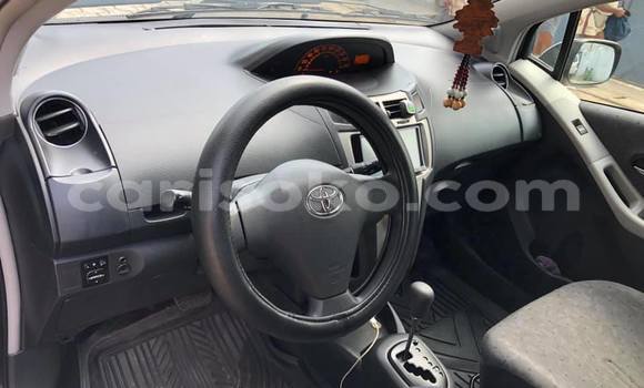 اشتري مستعمل Toyota Yaris Noir سيارة في Kigali في Rwanda اشتري مستعمل Toyota Yaris Noir سيارة في Kigali في Rwanda