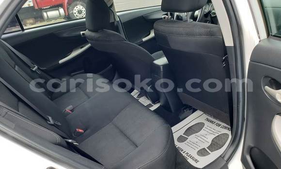 Sayi Na hannu Toyota Corolla Blanc Mota in Kigali a Rwanda Sayi Na hannu Toyota Corolla Blanc Mota in Kigali a Rwanda