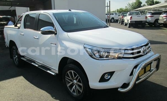 اشتري مستعمل Toyota Hilux Blanc سيارة في Gisenyi في Gisenyi اشتري مستعمل Toyota Hilux Blanc سيارة في Gisenyi في Gisenyi