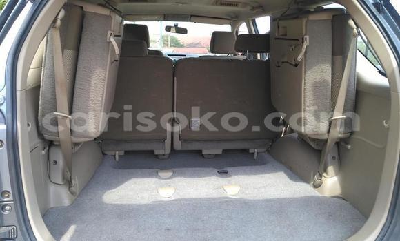 Sayi Na hannu Toyota Fortuner Beige Mota in Kigali a Rwanda Sayi Na hannu Toyota Fortuner Beige Mota in Kigali a Rwanda