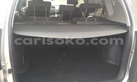 Sayi Na hannu Toyota Highlander Gris Mota in Kigali a Rwanda Sayi Na hannu Toyota Highlander Gris Mota in Kigali a Rwanda