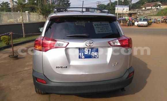Sayi Na hannu Toyota RAV4 Gris Mota in Kigali a Rwanda Sayi Na hannu Toyota RAV4 Gris Mota in Kigali a Rwanda