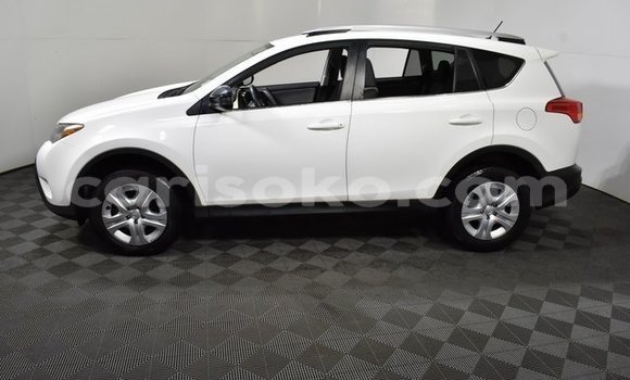 اشتري مستعمل Toyota RAV4 Blanc سيارة في Gisenyi في Gisenyi اشتري مستعمل Toyota RAV4 Blanc سيارة في Gisenyi في Gisenyi