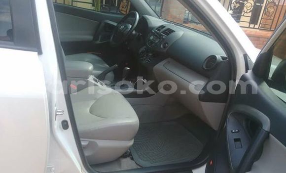 Buy Used Toyota RAV4 White Car in Kigali in Rwanda Buy Used Toyota RAV4 White Car in Kigali in Rwanda