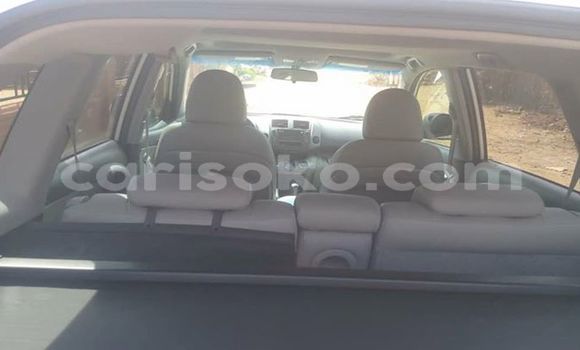 Buy Used Toyota RAV4 White Car in Kigali in Rwanda Buy Used Toyota RAV4 White Car in Kigali in Rwanda