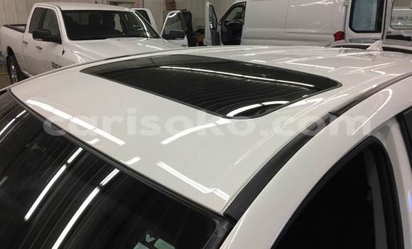 Buy Used Toyota RAV4 White Car in Kigali in Rwanda Buy Used Toyota RAV4 White Car in Kigali in Rwanda