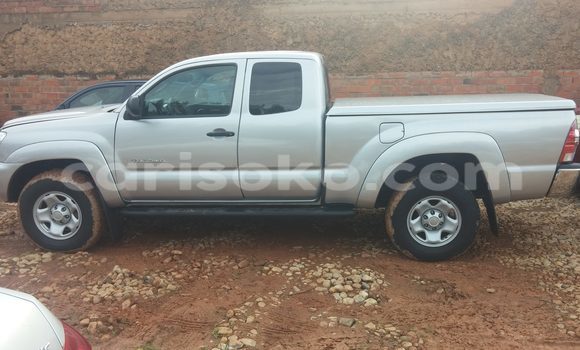 اشتري جديد Toyota Tacoma Gris سيارة في Gicumbi في Rwanda اشتري جديد Toyota Tacoma Gris سيارة في Gicumbi في Rwanda
