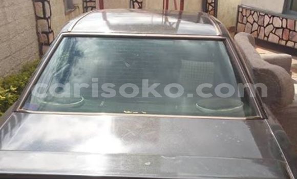 Buy Used Mercedes-Benz 190 (W201) Black Car in Karongi in Rwanda Buy Used Mercedes-Benz 190 (W201) Black Car in Karongi in Rwanda