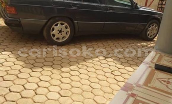 Buy Used Mercedes-Benz 190 (W201) Black Car in Karongi in Rwanda Buy Used Mercedes-Benz 190 (W201) Black Car in Karongi in Rwanda