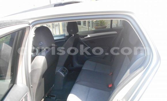 اشتري مستعمل Volkswagen Golf سيارة في Gicumbi في Rwanda اشتري مستعمل Volkswagen Golf سيارة في Gicumbi في Rwanda