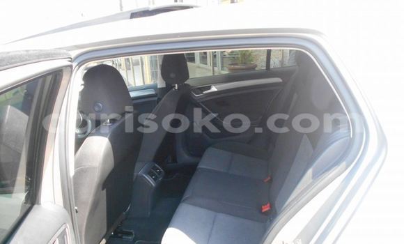 اشتري مستعمل Volkswagen Golf سيارة في Gicumbi في Rwanda اشتري مستعمل Volkswagen Golf سيارة في Gicumbi في Rwanda