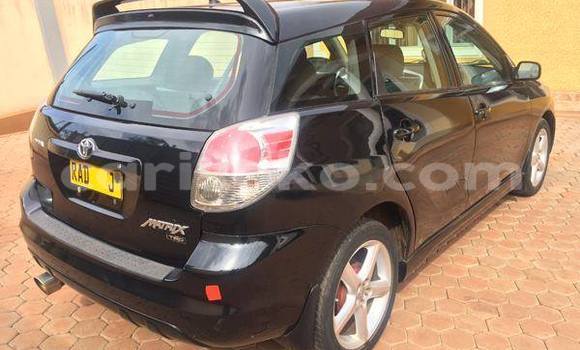 Sayi Na hannu Toyota Matrix Noir Mota in Gicumbi a Rwanda Sayi Na hannu Toyota Matrix Noir Mota in Gicumbi a Rwanda