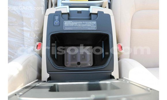 Acheter Import Voiture Toyota Land Cruiser Noir à Import - Dubai, Rwanda Acheter Import Voiture Toyota Land Cruiser Noir à Import - Dubai, Rwanda