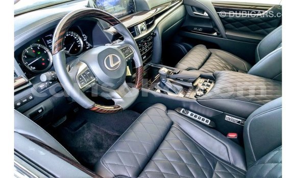 Acheter Import Voiture Lexus LX Autre à Import - Dubai, Rwanda Acheter Import Voiture Lexus LX Autre à Import - Dubai, Rwanda