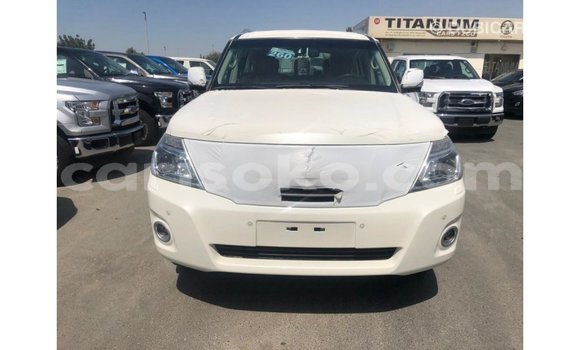 Acheter Import Voiture Nissan Patrol Blanc à Import - Dubai, Rwanda Acheter Import Voiture Nissan Patrol Blanc à Import - Dubai, Rwanda