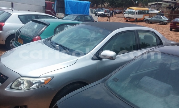 Acheter Occasion Voiture Toyota Corolla Gris à Kigali, Rwanda Acheter Occasion Voiture Toyota Corolla Gris à Kigali, Rwanda