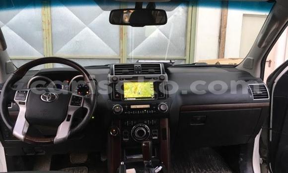 Buy Used Toyota Land Cruiser White Car in Kigali in Rwanda Buy Used Toyota Land Cruiser White Car in Kigali in Rwanda