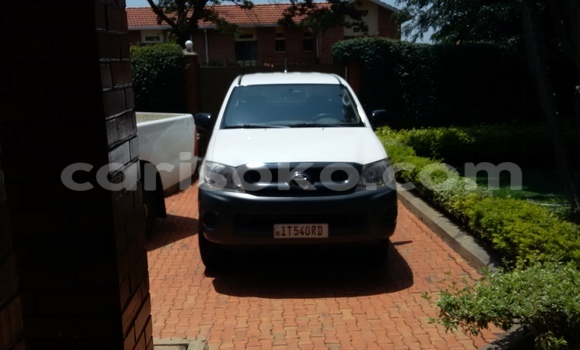 Acheter Neuf Voiture Toyota Hilux à Kigali au Rwanda Acheter Neuf Voiture Toyota Hilux à Kigali au Rwanda