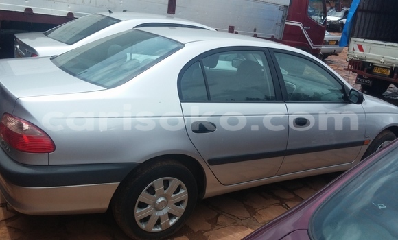 Acheter Occasion Voiture Toyota Avensis Gris à Kigali, Rwanda Acheter Occasion Voiture Toyota Avensis Gris à Kigali, Rwanda