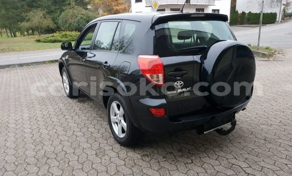 Sayi Imported Toyota RAV4 Noir Mota in Kigali a Rwanda Sayi Imported Toyota RAV4 Noir Mota in Kigali a Rwanda