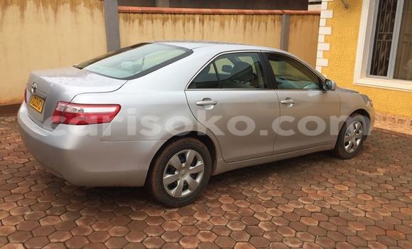Sayi Na hannu Toyota Camry Gris Mota in Gicumbi a Rwanda Sayi Na hannu Toyota Camry Gris Mota in Gicumbi a Rwanda