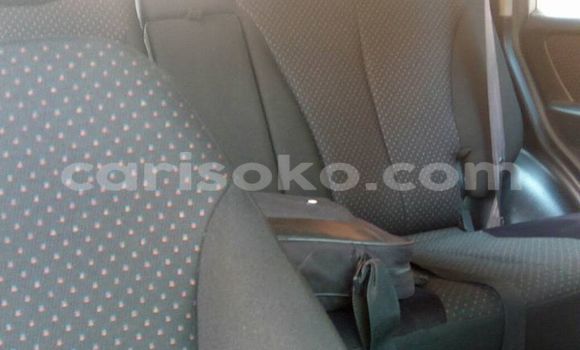 اشتري مستعمل Toyota RAV4 Gris سيارة في Gicumbi في Rwanda اشتري مستعمل Toyota RAV4 Gris سيارة في Gicumbi في Rwanda