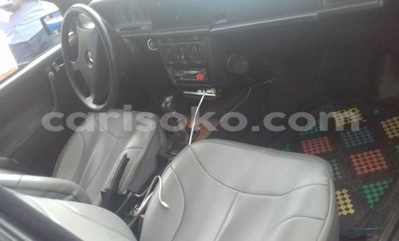 اشتري مستعمل Mercedes-Benz 190 سيارة في Gicumbi في Rwanda اشتري مستعمل Mercedes-Benz 190 سيارة في Gicumbi في Rwanda