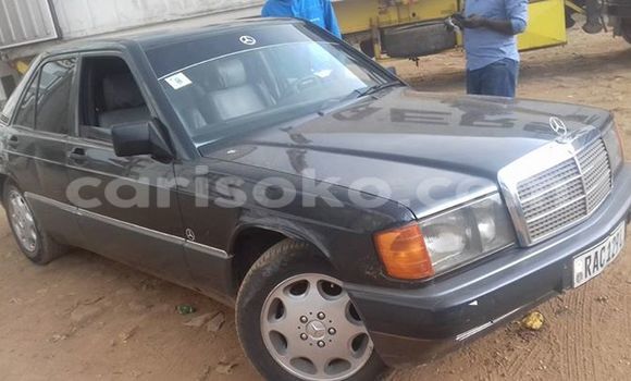 اشتري مستعمل Mercedes-Benz 190 سيارة في Gicumbi في Rwanda اشتري مستعمل Mercedes-Benz 190 سيارة في Gicumbi في Rwanda