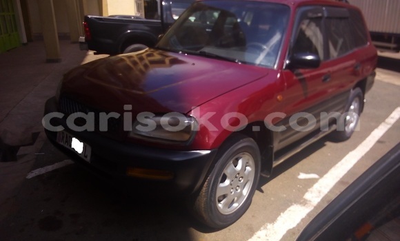 Sayi Na hannu Toyota RAV4 Rouge Mota in Kigali a Rwanda Sayi Na hannu Toyota RAV4 Rouge Mota in Kigali a Rwanda