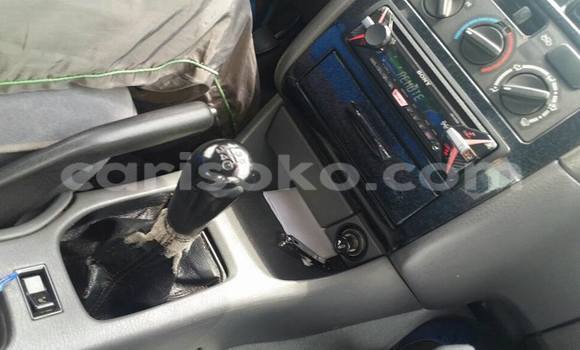 Acheter Neuf Voiture Toyota RAV4 Vert à Kigali, Rwanda Acheter Neuf Voiture Toyota RAV4 Vert à Kigali, Rwanda