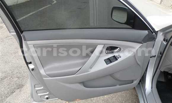 اشتري مستعمل Toyota Camry Gris سيارة في Kigali في Rwanda اشتري مستعمل Toyota Camry Gris سيارة في Kigali في Rwanda