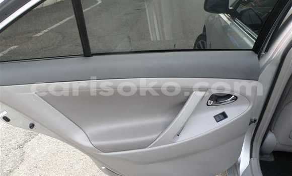 اشتري مستعمل Toyota Camry Gris سيارة في Kigali في Rwanda اشتري مستعمل Toyota Camry Gris سيارة في Kigali في Rwanda