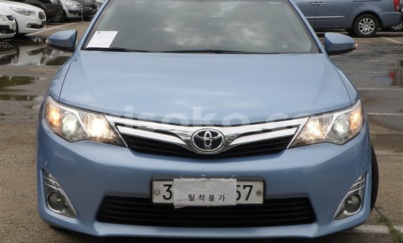 اشتري مستعمل Toyota Camry Bleu سيارة في Kigali في Rwanda اشتري مستعمل Toyota Camry Bleu سيارة في Kigali في Rwanda