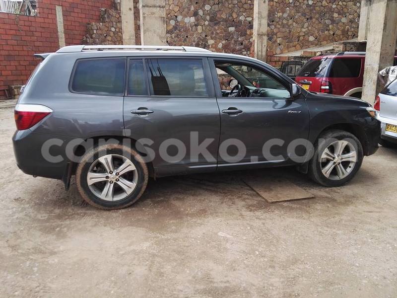 Big with watermark toyota highlander 2012 97 000km kasablo 0788511313 23m