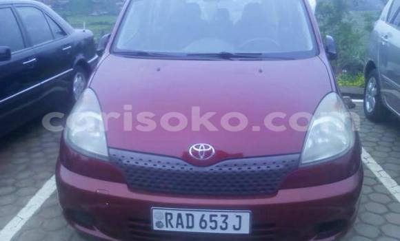 اشتري مستعمل Toyota Yaris Rouge سيارة في Gicumbi في Rwanda اشتري مستعمل Toyota Yaris Rouge سيارة في Gicumbi في Rwanda