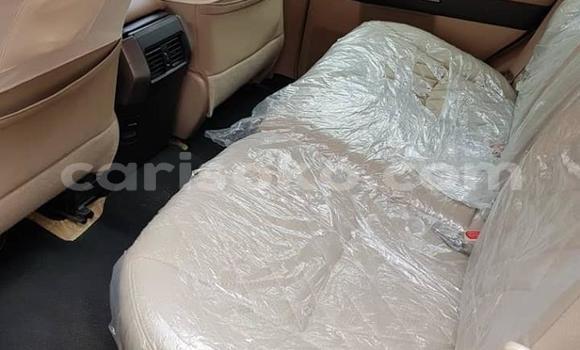 Sayi Na hannu Toyota Land Cruiser Prado Beige Mota in Kigali a Rwanda Sayi Na hannu Toyota Land Cruiser Prado Beige Mota in Kigali a Rwanda