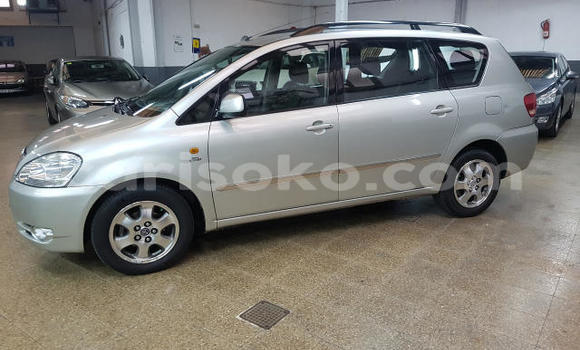 Buy Used Toyota Avensis Verso Silver Car in Kigali in Rwanda Buy Used Toyota Avensis Verso Silver Car in Kigali in Rwanda