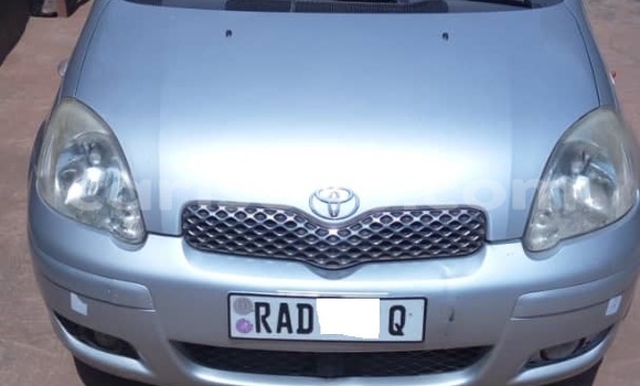 Sayi Na hannu Toyota Yaris Gris Mota in Kigali a Rwanda Sayi Na hannu Toyota Yaris Gris Mota in Kigali a Rwanda